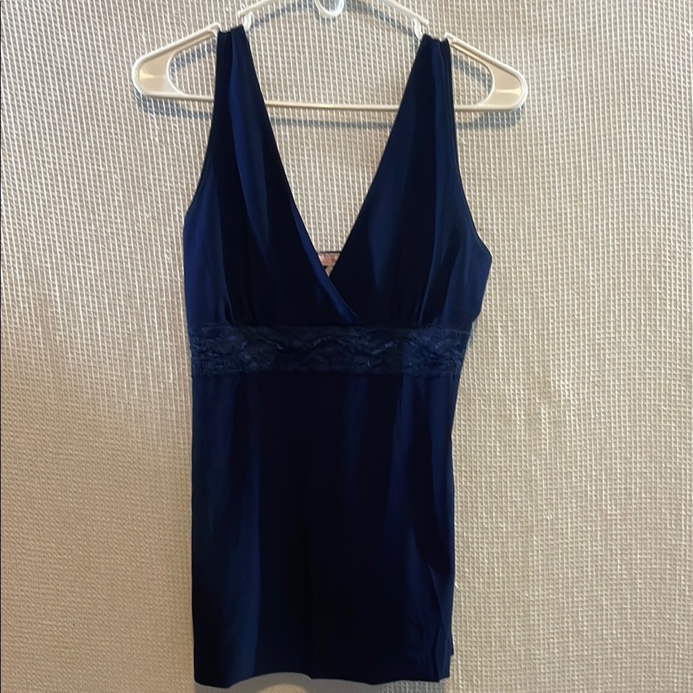Elegant Navy Sleeveless tank Top Lipstick size large